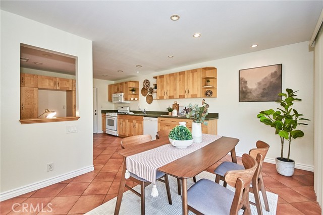4725 Cardena, Yorba Linda CA: https://media.crmls.org/medias/66d1dc1b-82ba-4041-9709-88bcc1fa3029.jpg