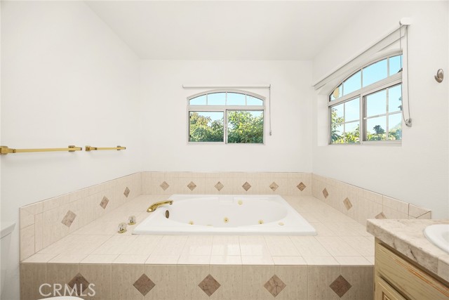 5759 Baldwin Avenue, Temple City CA: https://media.crmls.org/medias/66d24c85-2748-4d91-b03f-250dd1a2d611.jpg