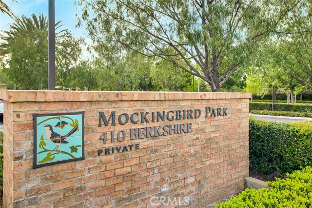 34 Somerton, Irvine CA: https://media.crmls.org/medias/66d2f6f7-39cc-4066-acb5-b4df525233de.jpg