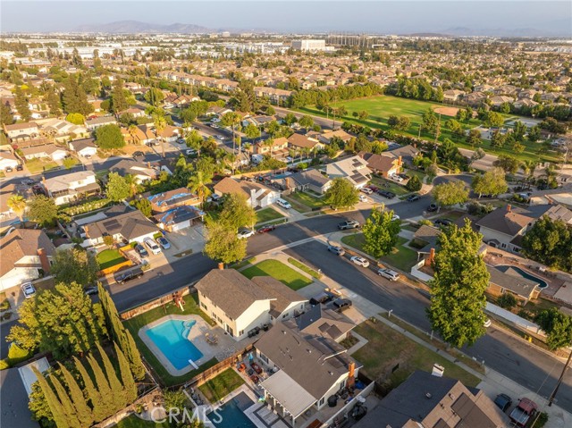 9422 Meadow Street, Rancho Cucamonga CA: https://media.crmls.org/medias/66d35b2b-d2ed-44b4-b598-9d4e9de30660.jpg