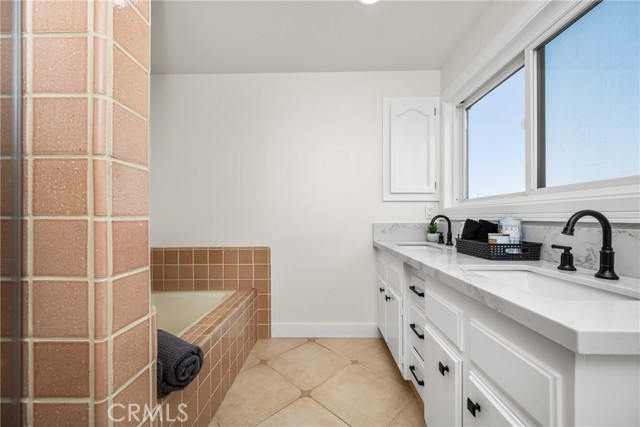 Detail Gallery Image 42 of 51 For 10651 Equestrian Dr, North Tustin,  CA 92705 - 4 Beds | 2/1 Baths