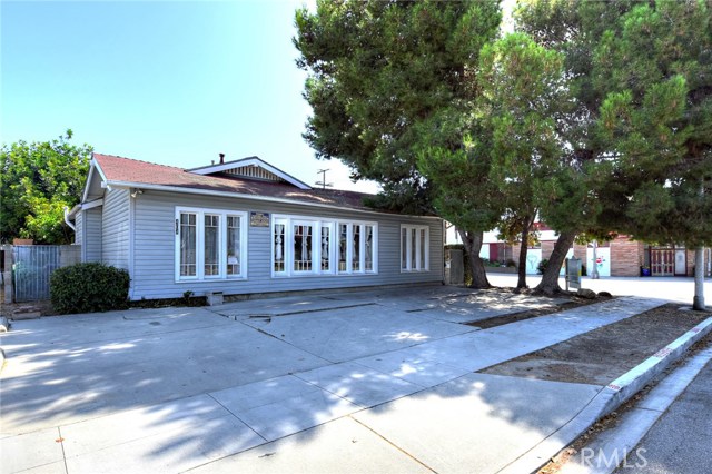 404 Newport Ave, Long Beach, CA 90814