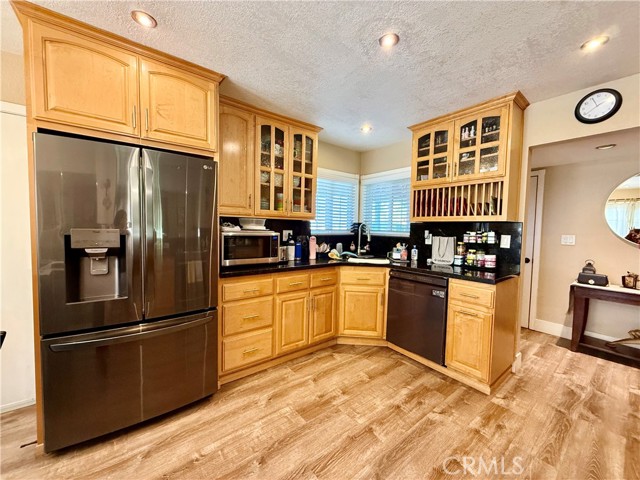 Detail Gallery Image 21 of 42 For 2172 Kellogg Ave, Corona,  CA 92879 - 3 Beds | 2 Baths