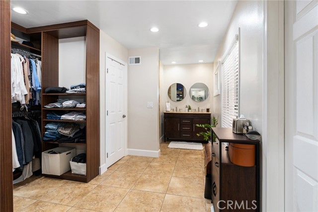 Detail Gallery Image 14 of 22 For 6609 Birchton Ave, West Hills,  CA 91307 - 4 Beds | 2 Baths