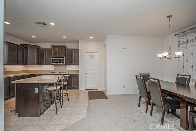 Detail Gallery Image 9 of 49 For 14586 Rochester Ave, Chino,  CA 91710 - 3 Beds | 2/1 Baths