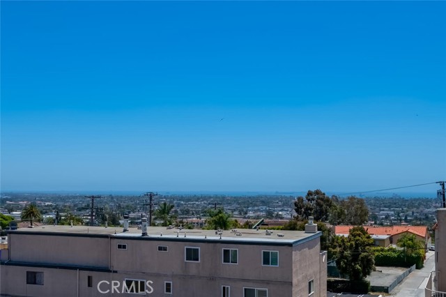 Detail Gallery Image 38 of 75 For 2230 Ohio Ave #4,  Signal Hill,  CA 90755 - 3 Beds | 2/1 Baths
