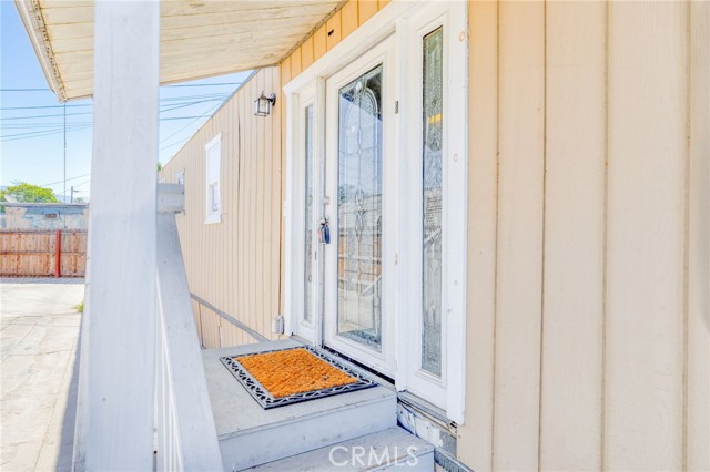 Detail Gallery Image 3 of 19 For 2250 Darby St #6,  San Bernardino,  CA 92407 - 3 Beds | 2 Baths