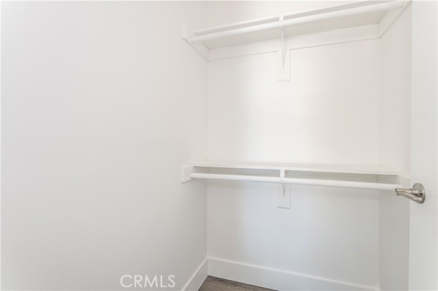 1032 N Oxford Avenue, Los Angeles CA: https://media.crmls.org/medias/66d80cbe-89bd-4bce-b259-a921c664b3ce.jpg