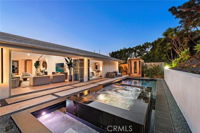Detail Gallery Image 27 of 29 For 1318 Outrigger Dr, Corona Del Mar,  CA 92625 - 4 Beds | 4/1 Baths