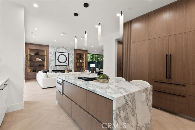 Detail Gallery Image 13 of 43 For 4211 Agnes Ave, Studio City,  CA 91604 - 4 Beds | 4/1 Baths