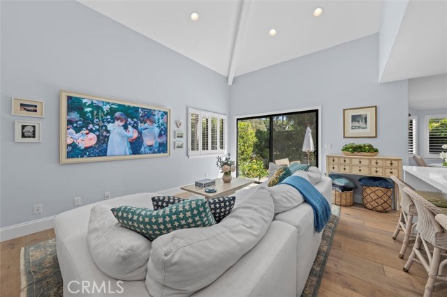 Detail Gallery Image 5 of 40 For 1 Coronado Ct, Manhattan Beach,  CA 90266 - 3 Beds | 2/1 Baths