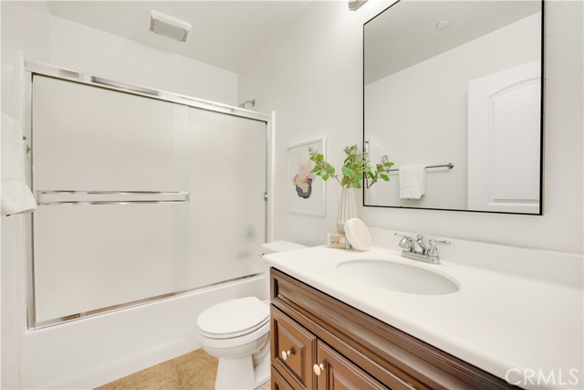 Detail Gallery Image 23 of 29 For 94 Hedge Bloom, Irvine,  CA 92618 - 3 Beds | 2/1 Baths