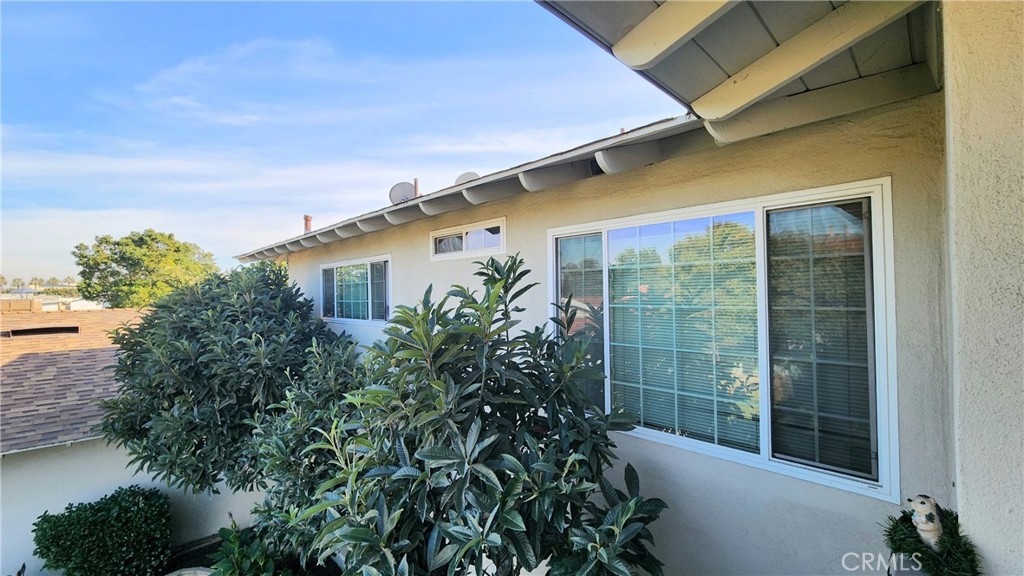 MLS #OC25275804 image #10