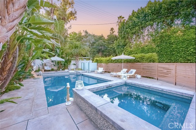 Detail Gallery Image 7 of 36 For 4444 Canoga Ave, Woodland Hills,  CA 91364 - 4 Beds | 4 Baths