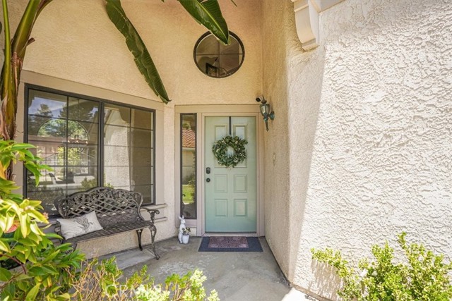 3931 Cottonwood Grove Trail, Calabasas CA: https://media.crmls.org/medias/66dbdbcd-ece8-4381-bb51-8ffd2dda69e7.jpg