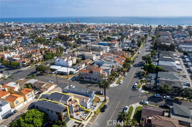 506 12th, Huntington Beach CA: https://media.crmls.org/medias/66dbec36-4d39-4340-a18b-c407eb0af875.jpg