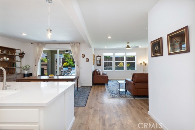 Detail Gallery Image 7 of 56 For 403 Confederation Ct, Lincoln,  CA 95648 - 4 Beds | 3 Baths