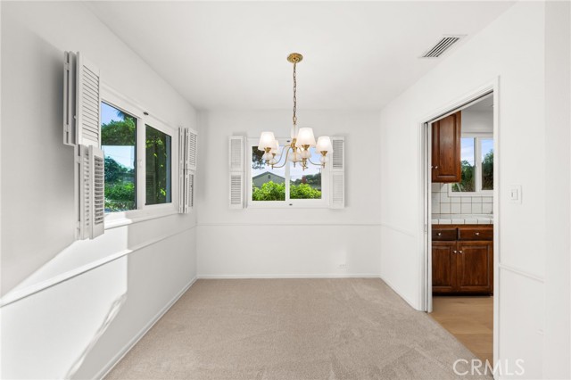 Detail Gallery Image 8 of 41 For 5361 Bridgeview Ave, Pico Rivera,  CA 90660 - 5 Beds | 2 Baths