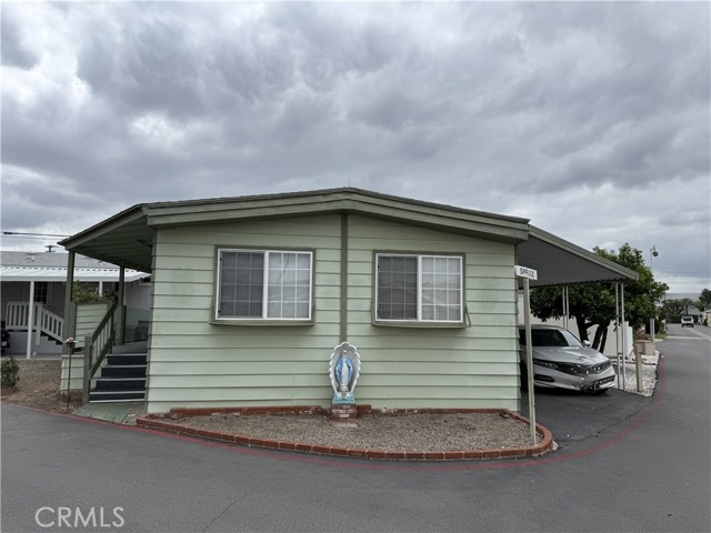 Detail Gallery Image 1 of 12 For 24 Spruce via, Anaheim,  CA 92801 - 2 Beds | 1 Baths