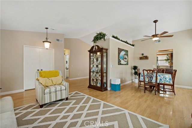 Detail Gallery Image 16 of 38 For 693 Picacho Ct, Oceanside,  CA 92057 - 3 Beds | 2 Baths