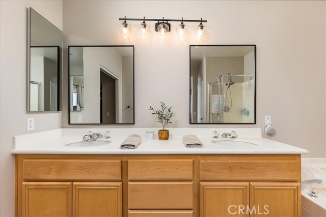 Image 13 of 51 For 32669 Armoise Drive