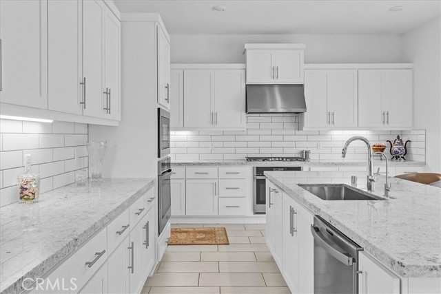 Detail Gallery Image 10 of 35 For 211 Creekside Ct, Scotts Valley,  CA 95066 - 5 Beds | 4/1 Baths