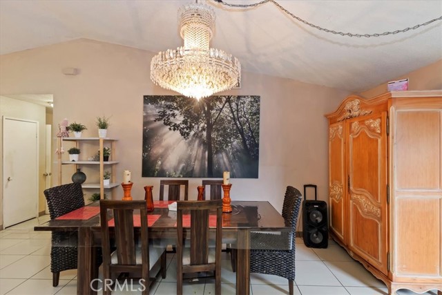 Detail Gallery Image 11 of 31 For 156 S Loretta, Rialto,  CA 92376 - 4 Beds | 2 Baths