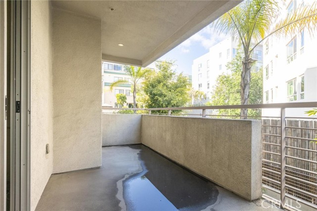 Detail Gallery Image 30 of 32 For 267 S San Pedro St #210,  Los Angeles,  CA 90012 - 2 Beds | 2 Baths