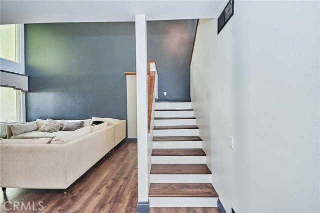 Detail Gallery Image 3 of 40 For 2853 Park Vista Ct, Fullerton,  CA 92835 - 3 Beds | 2/1 Baths