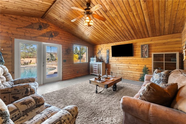 Detail Gallery Image 33 of 47 For 35316 Dry Creek Rd, Yucaipa,  CA 92399 - 4 Beds | 3 Baths