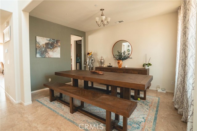 Detail Gallery Image 5 of 15 For 1968 Nogales Ave, Perris,  CA 92571 - 5 Beds | 4 Baths