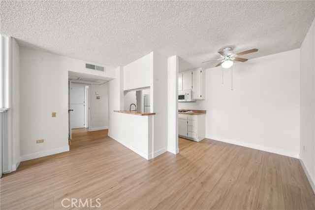 Detail Gallery Image 6 of 27 For 421 S La Fayette Park Pl #726,  Los Angeles,  CA 90057 - 1 Beds | 1 Baths