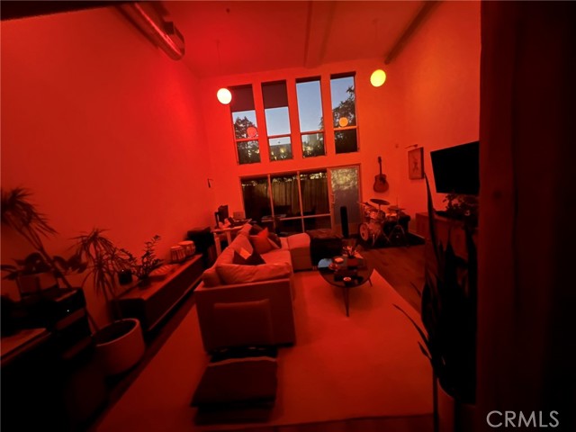 4215 Glencoe Avenue, Marina del Rey CA: https://media.crmls.org/medias/66e36594-65f1-49ff-9f09-84c1450b2c1d.jpg