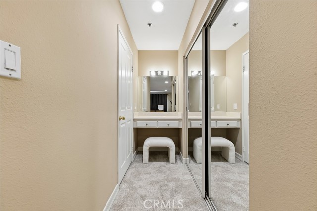 4501 Cedros Avenue, 330 photo 24