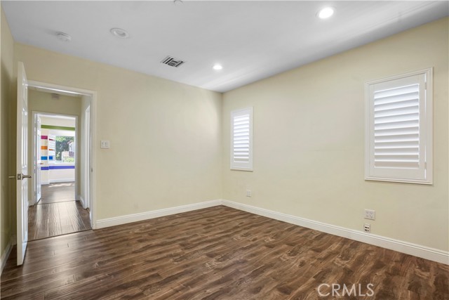 Detail Gallery Image 19 of 59 For 1025 E San Jose Ave, Burbank,  CA 91501 - 6 Beds | 6 Baths