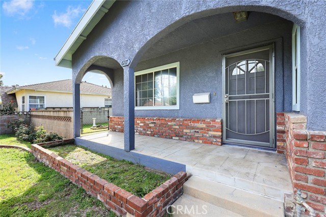 Image 16 of 70 For 6117 Loma Avenue