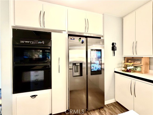 Detail Gallery Image 5 of 56 For 11759 S Circle Dr, Whittier,  CA 90601 - 3 Beds | 2/1 Baths