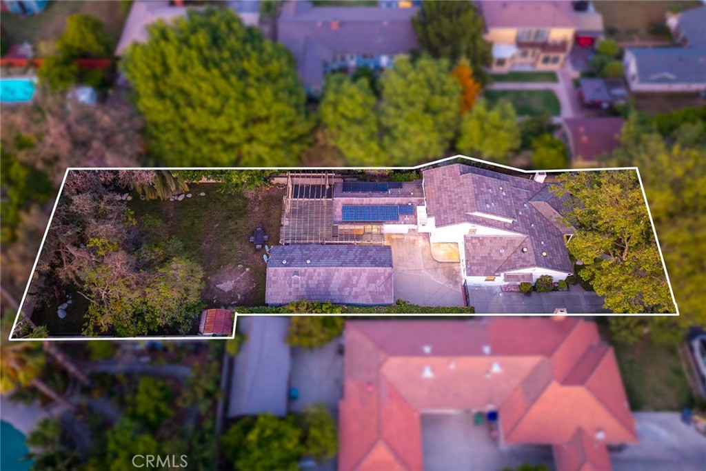 https://media.crmls.org/medias/66e4ba6f-5d66-41c2-a458-0cff26c81e62.jpg?preset=X-Large