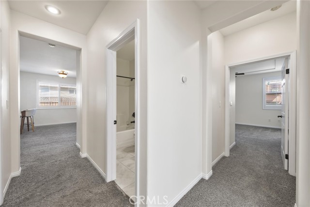 Detail Gallery Image 13 of 33 For 420 Hollyhill, Bakersfield,  CA 93312 - 3 Beds | 2 Baths