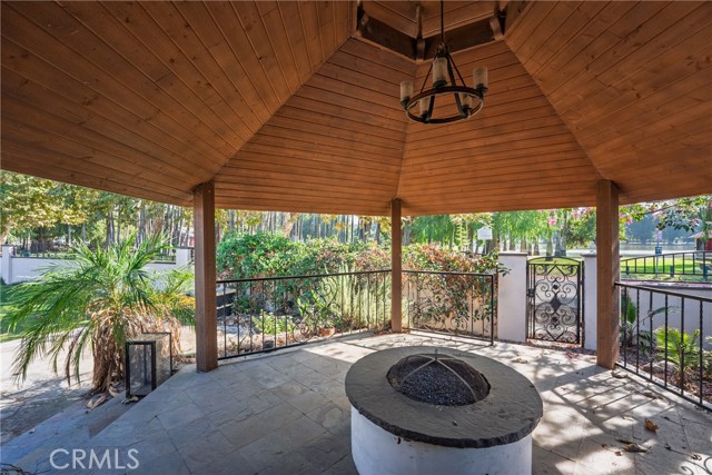 Detail Gallery Image 18 of 27 For 4500 Circle Lazy J Rd, Riverside,  CA 92501 - 3 Beds | 2 Baths