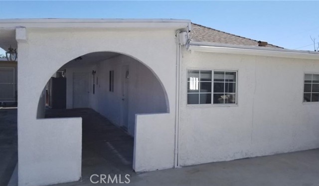 Detail Gallery Image 2 of 11 For 12526 1.5 Bromwich St, Pacoima,  CA 91739 - 2 Beds | 1 Baths