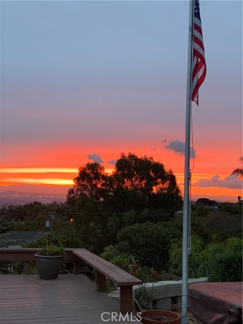5001 Range Horse Lane, Rolling Hills Estates, California 90274, 3 Bedrooms Bedrooms, ,4 BathroomsBathrooms,Residential,Sold,Range Horse,SB22038227