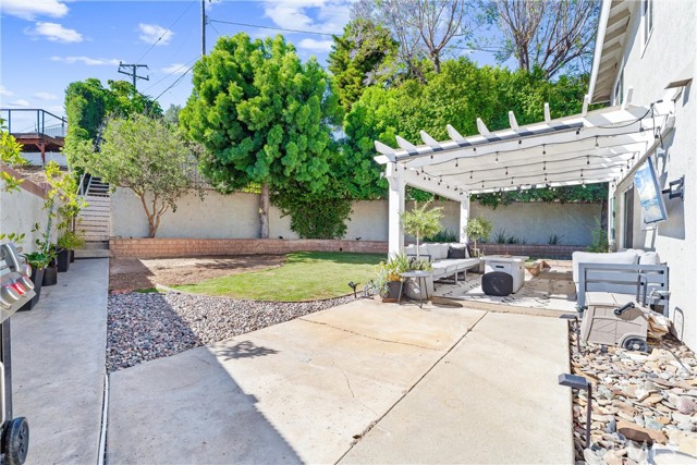 Detail Gallery Image 27 of 59 For 1421 Woodcrest Ave, Brea,  CA 92821 - 4 Beds | 2/1 Baths