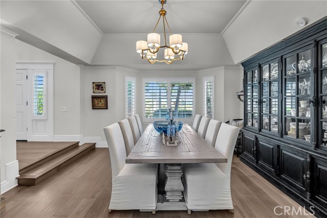1656 Dunkirk Lane, Riverside CA: https://media.crmls.org/medias/66e74114-323a-4ba7-b408-4567818462d9.jpg