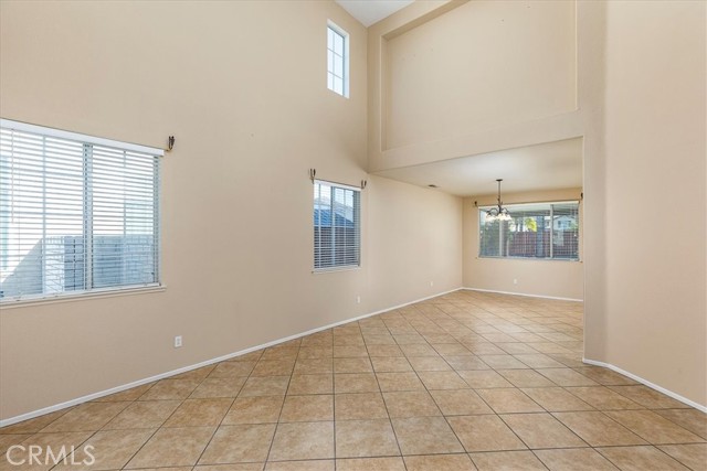 Detail Gallery Image 10 of 42 For 35604 Shadow, Winchester,  CA 92596 - 4 Beds | 3 Baths