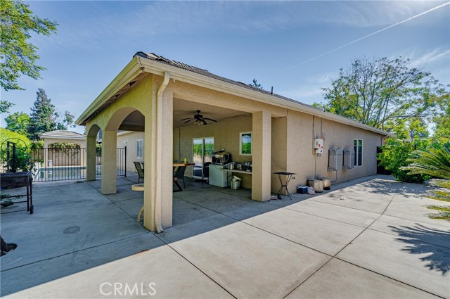 Detail Gallery Image 16 of 17 For 2520 N Liberty Ct, Visalia,  CA 93292 - 4 Beds | 2/1 Baths