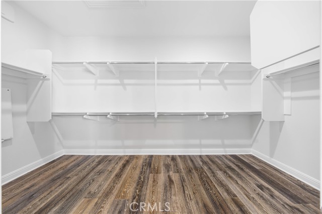 28 Caspian, Lake Forest CA: https://media.crmls.org/medias/66e85345-4749-4b38-af37-03c60d60a67c.jpg