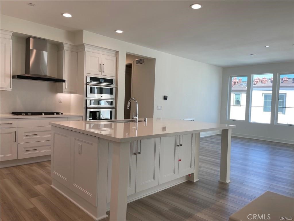 3327 Doheny Way