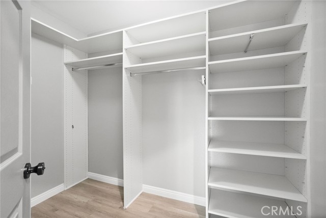 18328 Keswick Street photo 25