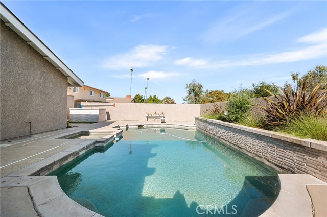 1092 Deborah Street, Upland CA: https://media.crmls.org/medias/66e9d97d-8231-41f6-a423-f736adc00aa5.jpg